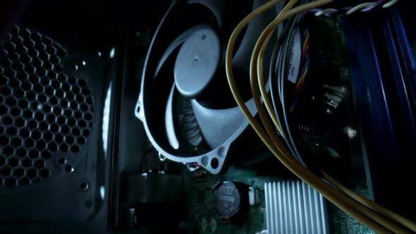 Camera Movement Inside an Computer System Unit alt