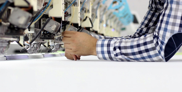 Industrial Sewing Machine alt