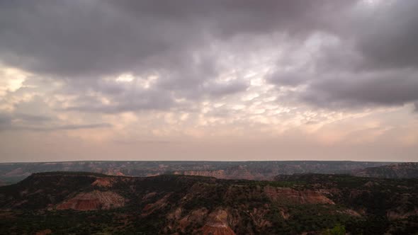 Time lapse over Palo Duro Canyon in Texas viewing mammatus clouds alt