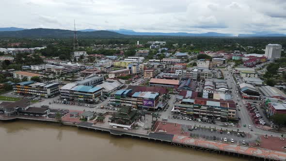 The Towns of Sarawak, Borneo, Malaysia alt