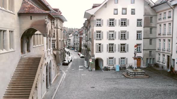 Vennerbrunnen, iconic Old City fountain with a statue, Altstadt, Bern, Switzerland alt