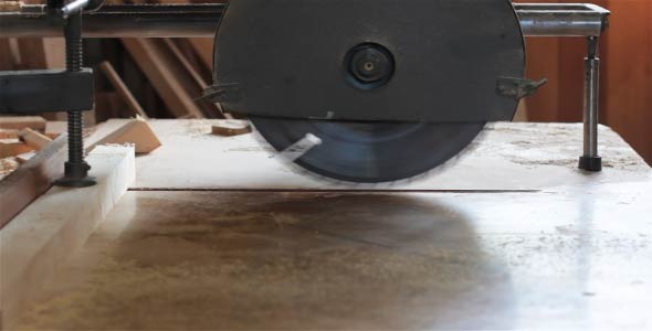 Sawing Off The Bar alt