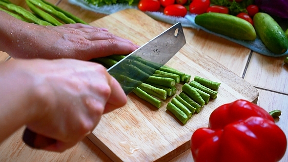 Cutting Vegetables  alt