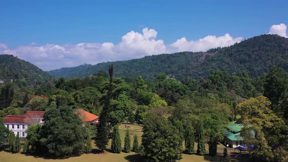 Aerial view of Peradeniya, a small town along the river, Kendy, Sri Lanka alt