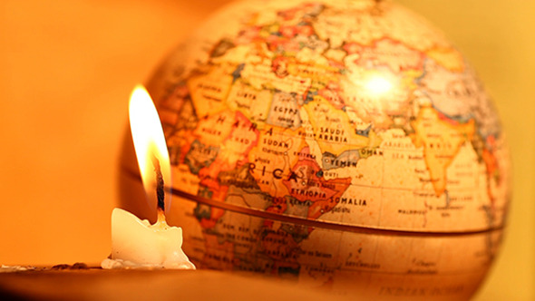 Candle With Globe 223