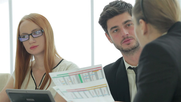 Confident Businessman Looking At The Head alt