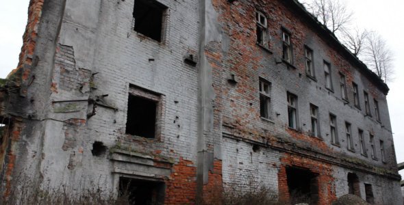 RÃ©sultat de recherche d'images pour "abandoned building"