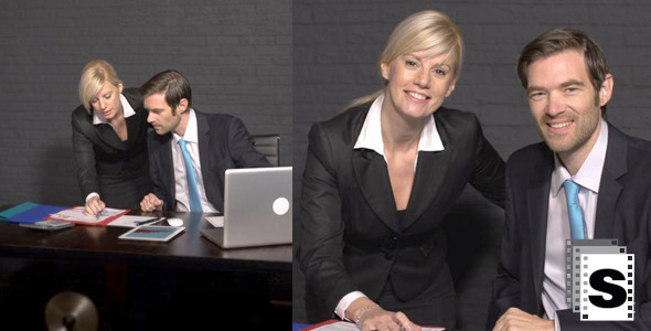 Business Couple Working alt