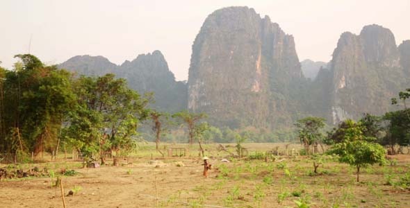 Easygoing Daily Life of Vang Vieng, Laos 2