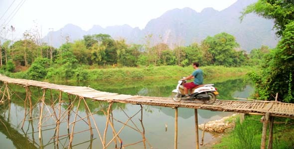 Easygoing Daily Life of Vang Vieng, Laos 12