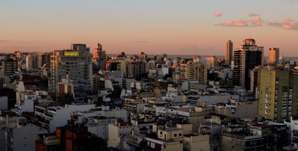 Buenos AIres City From Day To Night alt