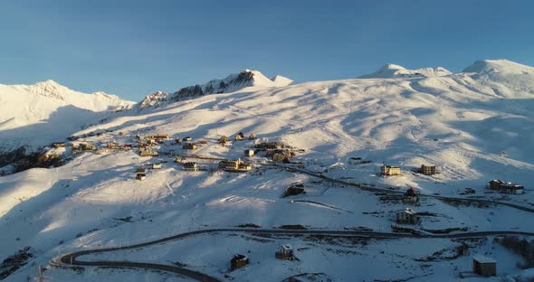 Gudauri ski resort  alt