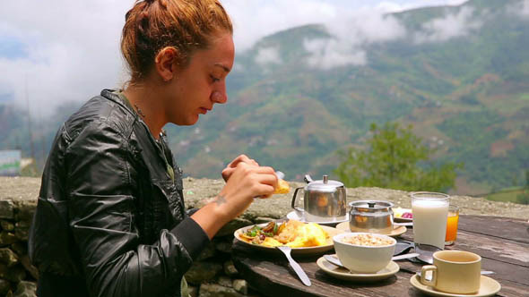 Tourist Woman Eating Breakfast Himalaya Mountain 2