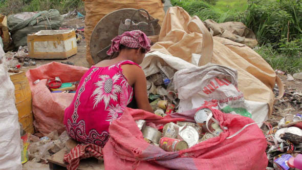 Slums At Phnom Penh City Dumping Area 33