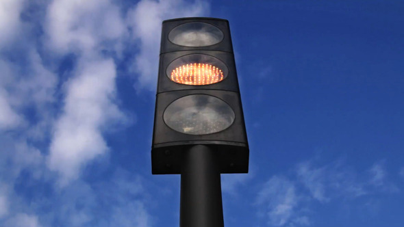 Traffic Light Changing to Green and Red alt