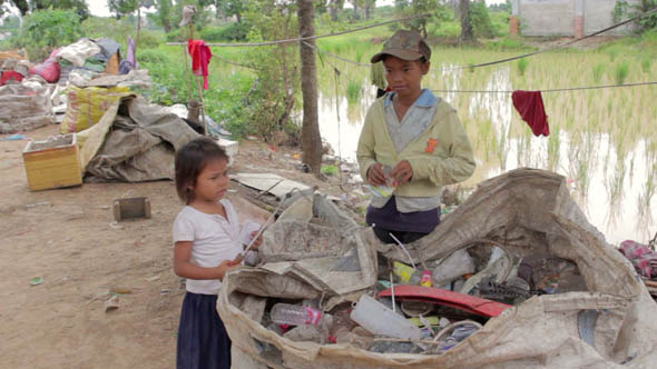 Slums At Phnom Penh City Dumping Area 26