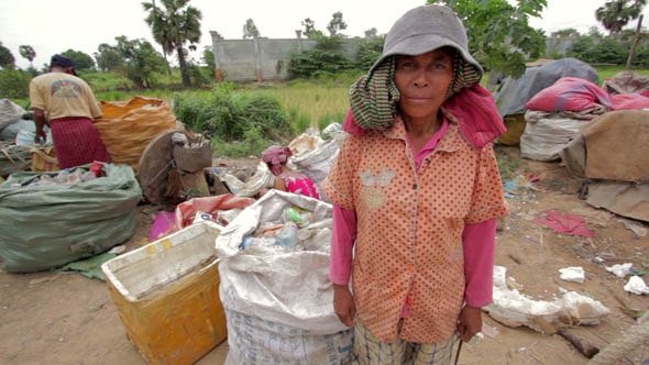 Slums At Phnom Penh City Dumping Area 43