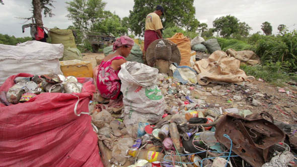 Slums At Phnom Penh City Dumping Area 44