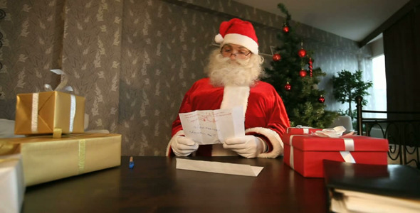 Santa Reading Letter alt