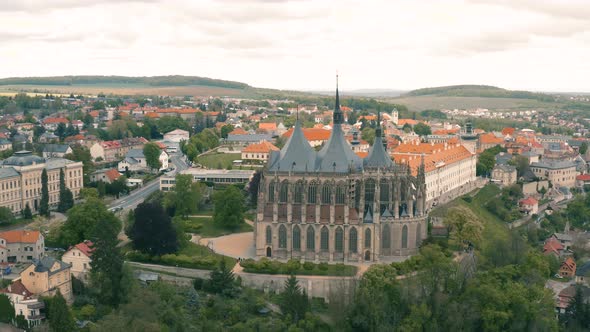 St Barbara's Church in Kutna Hora alt