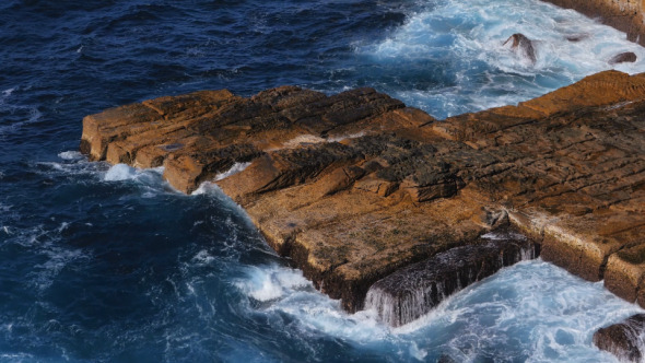 Ocean Waves Crashing, South Head, Sydney