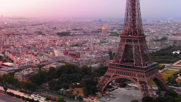 Aerial view to Eiffel tower and Seine´river at sunrise, Paris, France alt