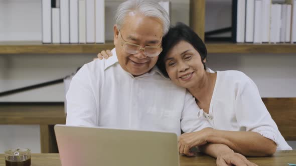 Family concept of 4k Resolution alt