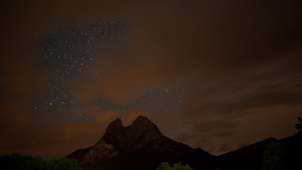 Starlapse Pedraforca Mountain 4 alt