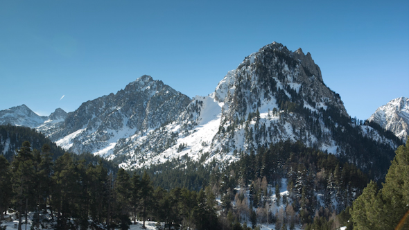 Pyrenees Mountains 8 alt