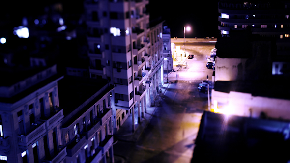 Havana Cuba Traffic Night Life 2 alt