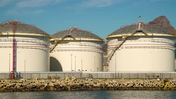 Oil, Oil reserves, Tanks Refinery. Bunkering, Power engineering, Cape Town, South Africa alt