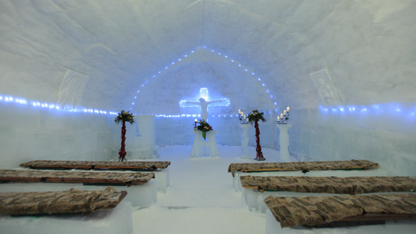 Ice Church With Crucifix (Pack of 4)