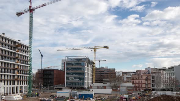 Barcelona Building Site Timelapse alt