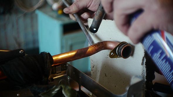 Soldering Copper Pipes 2