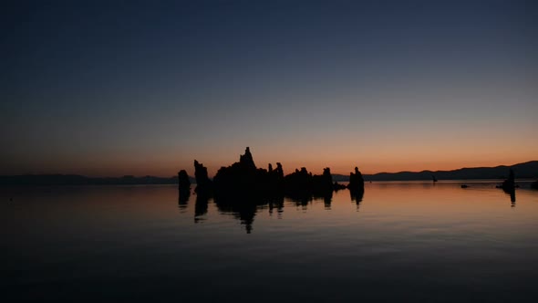 Tufa Formation On Scenic Mono Lake California At Sunrise 8