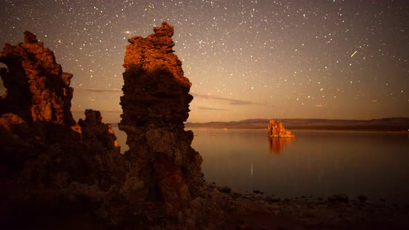 Tufa Formation On Scenic Mono Lake California At Sunset 2