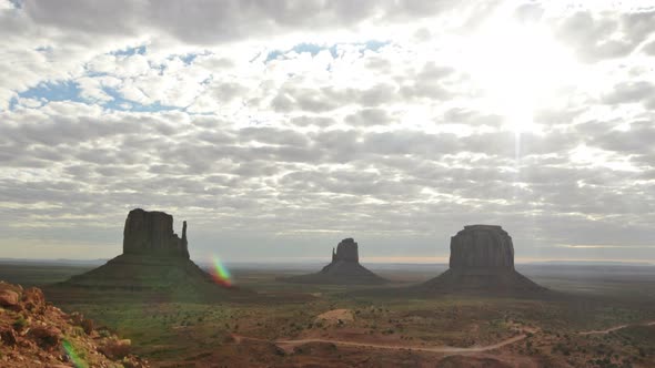 Time Lapse Of Sunrise Monument Valley Utah - 4k 5