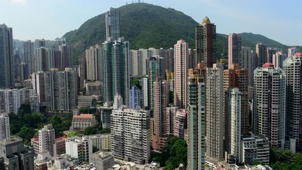 Time Lapse Pan Of Hong Kong Skyline And Victoria Peak - Hong Kong China 4