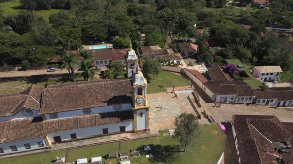 Tiradentes Town in Brazil with Old Santo Antonio Church alt