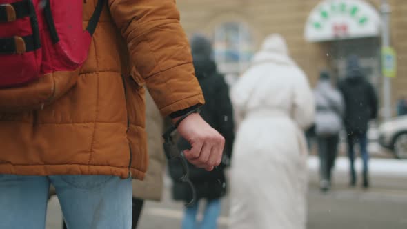 Male Fugitive Managed to Escape Prison Tries to Hide Among City Street Public alt