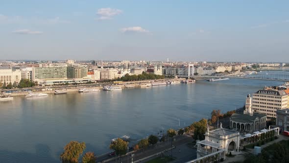 City Panorama of Budapest on the Danube River alt