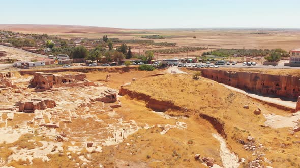 Dara Mesopotamia Ruins 3 (Panning) alt