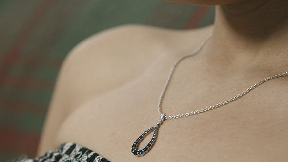 Womans Necklace 