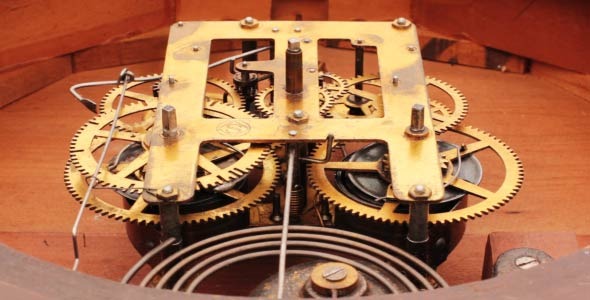 The Mechanism Of The Old Clock 10 alt