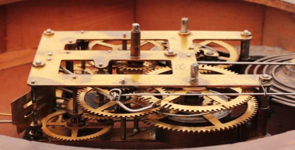 The Mechanism Of The Old Clock 11 alt