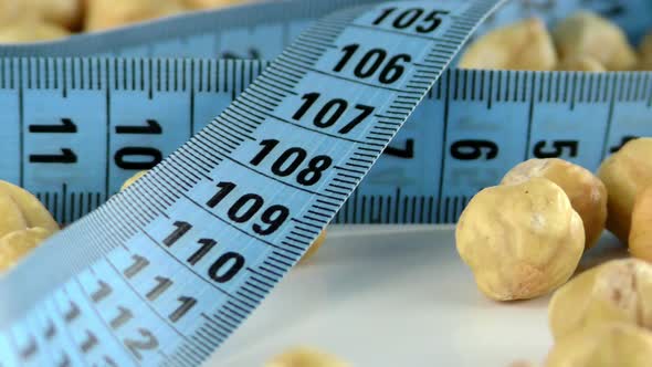 Hazelnut And Measurement 5 alt