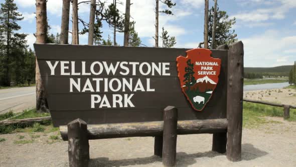 Yellowstone National Park Sign 1 alt