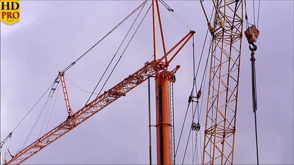 The Metal Huge Crane