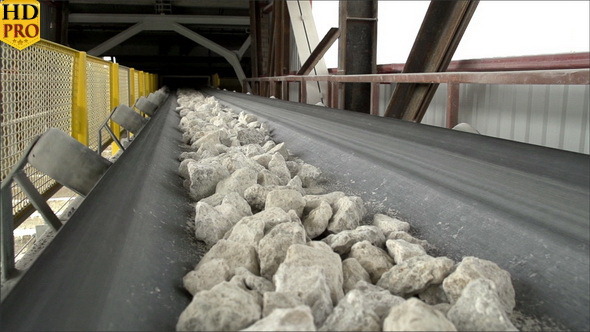 Rocks Slowly Moving from the Splinter s Belt alt