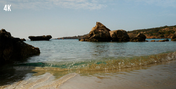 Beach In Blue Lagoon alt